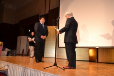真誠会の小田理事長から表彰されました。
